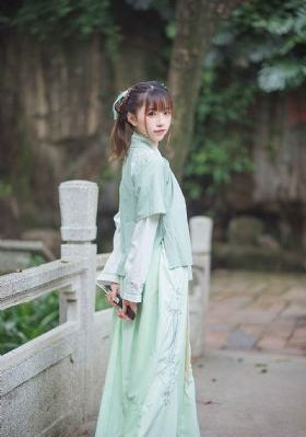 卧室在线观看
