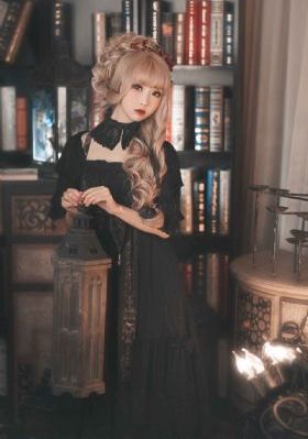 意大利伦理夜晚的女人